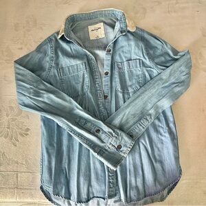 ABERCROMBIE jean shirt
